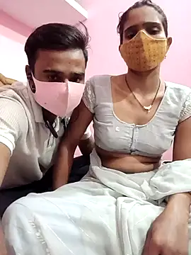 Cutiepie91 online show from April 13, 2026, 5:11 am