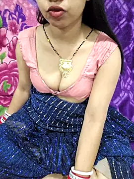 Snapshot of VikasViralStudios chatting on May 8, 2026, 8:18 am VikasViralStudios online show from May 8, 2026, 8:18 am