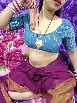Snapshot of VikasViralStudios chatting on May 6, 2026, 7:45 am VikasViralStudios online show from May 6, 2026, 7:45 am