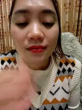 Snapshot of lylinhjim chatting on January 14, 2026, 9:57 am lylinhjim online show from January 14, 2026, 9:57 am