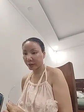 Snapshot of Famrita chatting on May 23, 2026, 3:05 am Famrita online show from May 23, 2026, 3:05 am