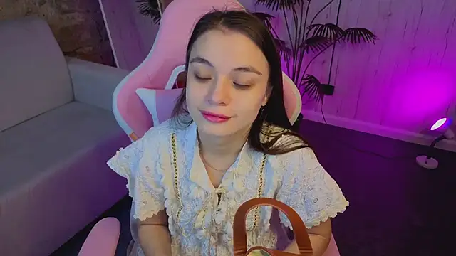 Kim Bless online show from February 24, 2026, 1:28 am