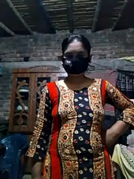 Snapshot of Hot_Sweeti chatting on February 23, 2026, 1:12 pm Hot Sweeti online show from February 23, 2026, 1:12 pm