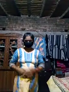 Snapshot of Hot_Sweeti chatting on March 20, 2026, 1:45 pm Hot Sweeti online show from March 20, 2026, 1:45 pm