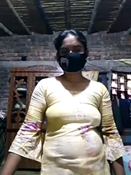 Snapshot of Hot_Sweeti chatting on March 6, 2026, 6:19 am Hot Sweeti online show from March 6, 2026, 6:19 am