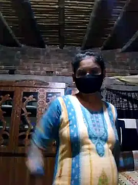 Snapshot of Hot_Sweeti chatting on March 17, 2026, 1:03 pm Hot Sweeti online show from March 17, 2026, 1:03 pm