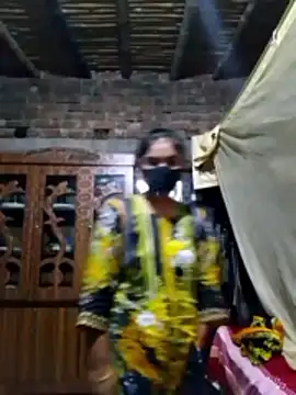 Snapshot of Hot_Sweeti chatting on March 21, 2026, 10:46 pm Hot Sweeti online show from March 21, 2026, 10:46 pm