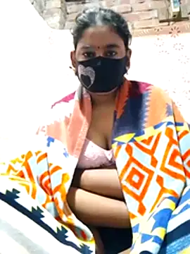 Snapshot of Hot_Sweeti chatting on February 7, 2026, 11:13 pm Hot Sweeti online show from February 7, 2026, 11:13 pm