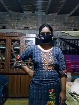 Snapshot of Hot_Sweeti chatting on February 26, 2026, 1:44 pm Hot Sweeti online show from February 26, 2026, 1:44 pm