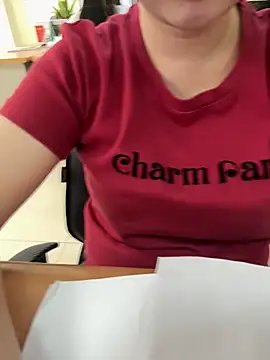 Snapshot of Donna9696 chatting on April 8, 2026, 1:18 am Donna9696 online show from April 8, 2026, 1:18 am