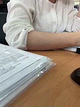 Snapshot of Donna9696 chatting on March 19, 2026, 1:49 am Donna9696 online show from March 19, 2026, 1:49 am