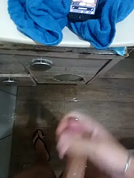 Felipe 20cm online show from April 17, 2026, 9:50 pm