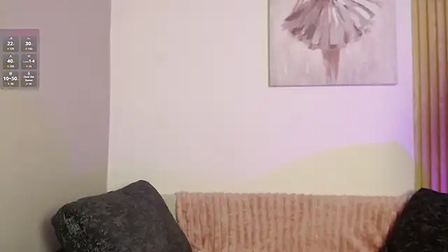 Snapshot of chloe_peach_ chatting on February 22, 2026, 12:07 pm chloe peach online show from February 22, 2026, 12:07 pm