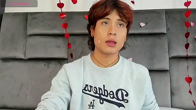 Snapshot of Liam_Grant chatting on February 11, 2026, 7:03 pm Liam Grant online show from February 11, 2026, 7:03 pm