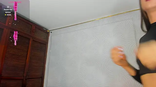 Snapshot of kaly_honey chatting on February 28, 2026, 2:50 pm kaly honey online show from February 28, 2026, 2:50 pm