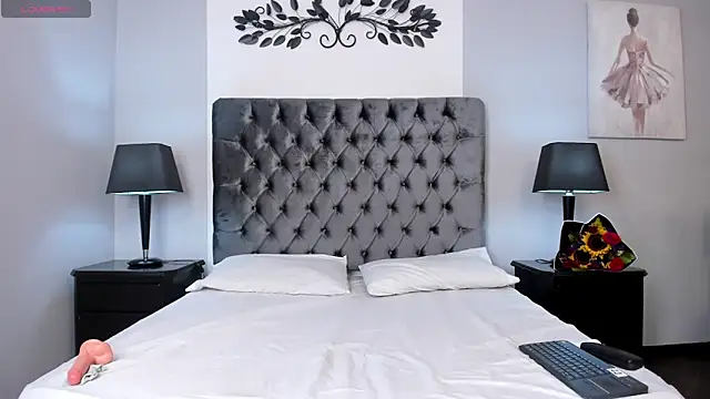 Snapshot of Kiri_Black_ chatting on February 27, 2026, 4:45 am Kiri Black online show from February 27, 2026, 4:45 am