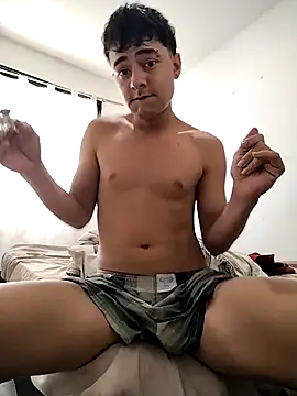 Snapshot of attractive-sexx chatting on March 24, 2026, 5:24 pm attractive-sexx online show from March 24, 2026, 5:24 pm