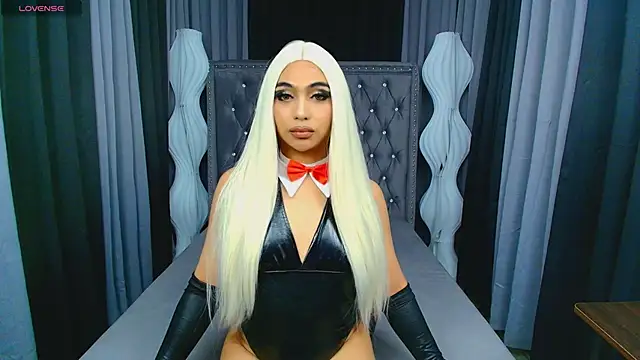 Snapshot of Clea_Moore chatting on February 6, 2026, 3:02 am Clea Moore online show from February 6, 2026, 3:02 am