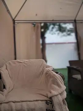 Snapshot of Namii_cute chatting on February 4, 2026, 11:38 am Namii cute online show from February 4, 2026, 11:38 am