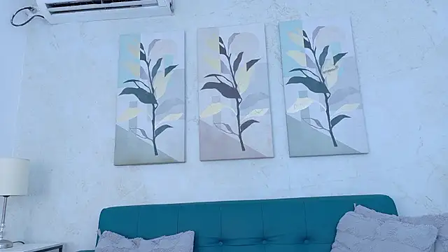 sofia laverde online show from March 26, 2026, 7:23 pm