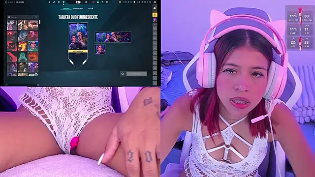 Snapshot of XimenaReid_ chatting on February 4, 2026, 11:49 am XimenaReid online show from February 4, 2026, 11:49 am