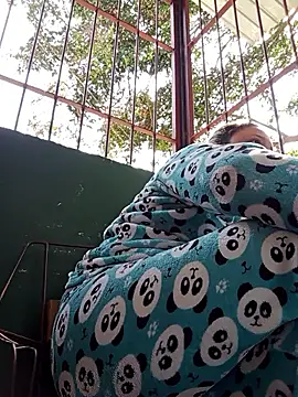 mariacarlota online show from February 8, 2026, 2:48 pm