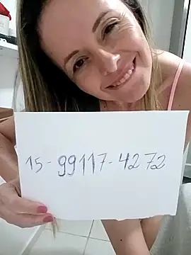 Snapshot of sapequinhaahmister chatting on February 28, 2026, 2:11 am sapequinhaahmister online show from February 28, 2026, 2:11 am