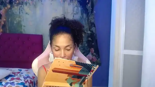 Snapshot of rosa_skinny chatting on June 21, 2026, 1:39 pm rosa skinny online show from June 21, 2026, 1:39 pm