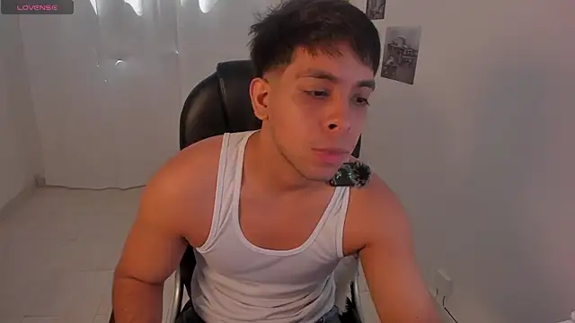 Snapshot of shooting_wilson chatting on January 17, 2026, 3:59 pm shooting wilson online show from January 17, 2026, 3:59 pm