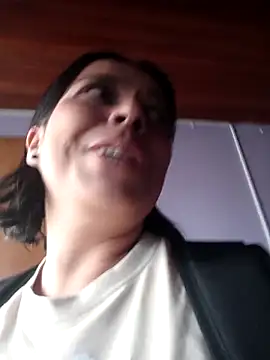 Snapshot of RossyAlvarez chatting on March 19, 2026, 10:54 pm RossyAlvarez online show from March 19, 2026, 10:54 pm