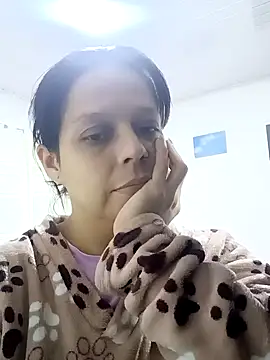 RossyAlvarez online show from February 8, 2026, 11:02 pm