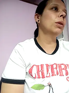 Snapshot of RossyAlvarez chatting on March 28, 2026, 1:28 am RossyAlvarez online show from March 28, 2026, 1:28 am