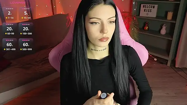 Kelly  Bunny online show from February 26, 2026, 10:26 am