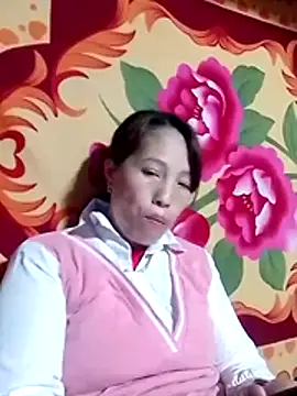 Snapshot of Gummiesu chatting on February 10, 2026, 6:56 am Gummiesu online show from February 10, 2026, 6:56 am