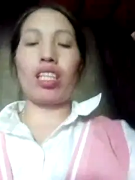 Snapshot of Gummiesu chatting on February 16, 2026, 6:23 am Gummiesu online show from February 16, 2026, 6:23 am