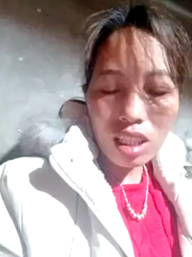 Snapshot of Gummiesu chatting on February 19, 2026, 9:45 pm Gummiesu online show from February 19, 2026, 9:45 pm