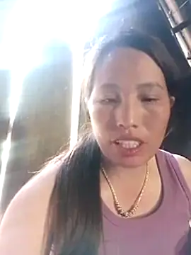 Snapshot of Gummiesu chatting on March 1, 2026, 8:25 am Gummiesu online show from March 1, 2026, 8:25 am