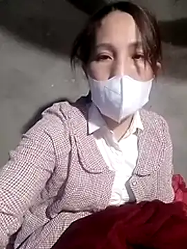 Snapshot of Gummiesu chatting on January 16, 2026, 4:11 pm Gummiesu online show from January 16, 2026, 4:11 pm