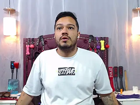 Snapshot of Stevens-dbs chatting on February 24, 2026, 1:28 am Stevens-dbs online show from February 24, 2026, 1:28 am