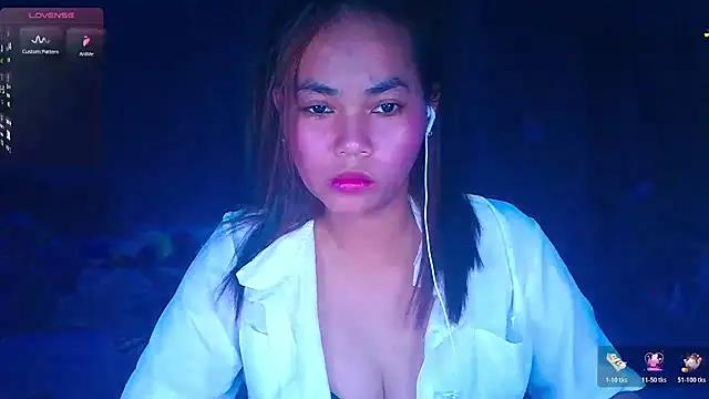 Snapshot of Pearlveil chatting on February 23, 2026, 6:03 am Pearlveil online show from February 23, 2026, 6:03 am