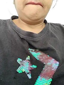 Snapshot of GaggingGirl_ chatting on February 16, 2026, 4:22 am GaggingGirl online show from February 16, 2026, 4:22 am