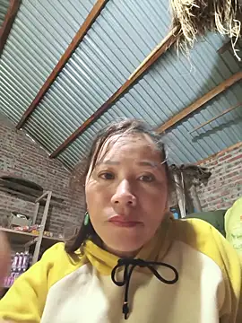 Snapshot of Jooj- chatting on May 24, 2026, 5:18 am Jooj- online show from May 24, 2026, 5:18 am