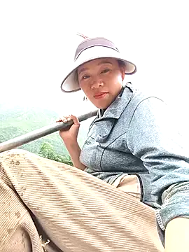 Snapshot of Jooj- chatting on May 25, 2026, 10:47 am Jooj- online show from May 25, 2026, 10:47 am