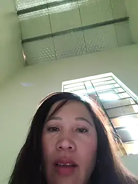 Snapshot of Jooj- chatting on April 15, 2026, 4:07 am Jooj- online show from April 15, 2026, 4:07 am