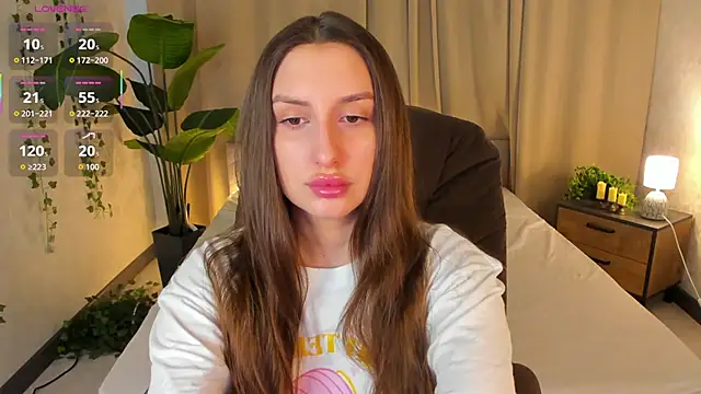 Snapshot of Celine_Coello chatting on April 1, 2026, 4:03 am Celine Coello online show from April 1, 2026, 4:03 am