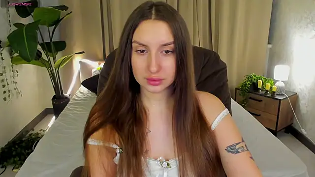 Snapshot of Celine_Coello chatting on March 27, 2026, 3:59 am Celine Coello online show from March 27, 2026, 3:59 am