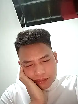 Snapshot of Maycute18 chatting on February 3, 2026, 2:00 pm Maycute18 online show from February 3, 2026, 2:00 pm