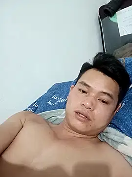 Snapshot of Maycute18 chatting on February 28, 2026, 3:22 pm Maycute18 online show from February 28, 2026, 3:22 pm