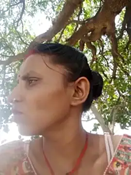 Snapshot of Juli_rathore chatting on April 28, 2026, 7:13 am Juli rathore online show from April 28, 2026, 7:13 am
