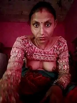 Snapshot of Juli_rathore chatting on February 3, 2026, 10:53 am Juli rathore online show from February 3, 2026, 10:53 am